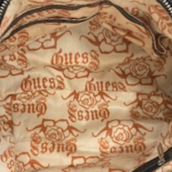 Vintage Guess Bag with lock - Picture 7 of 9